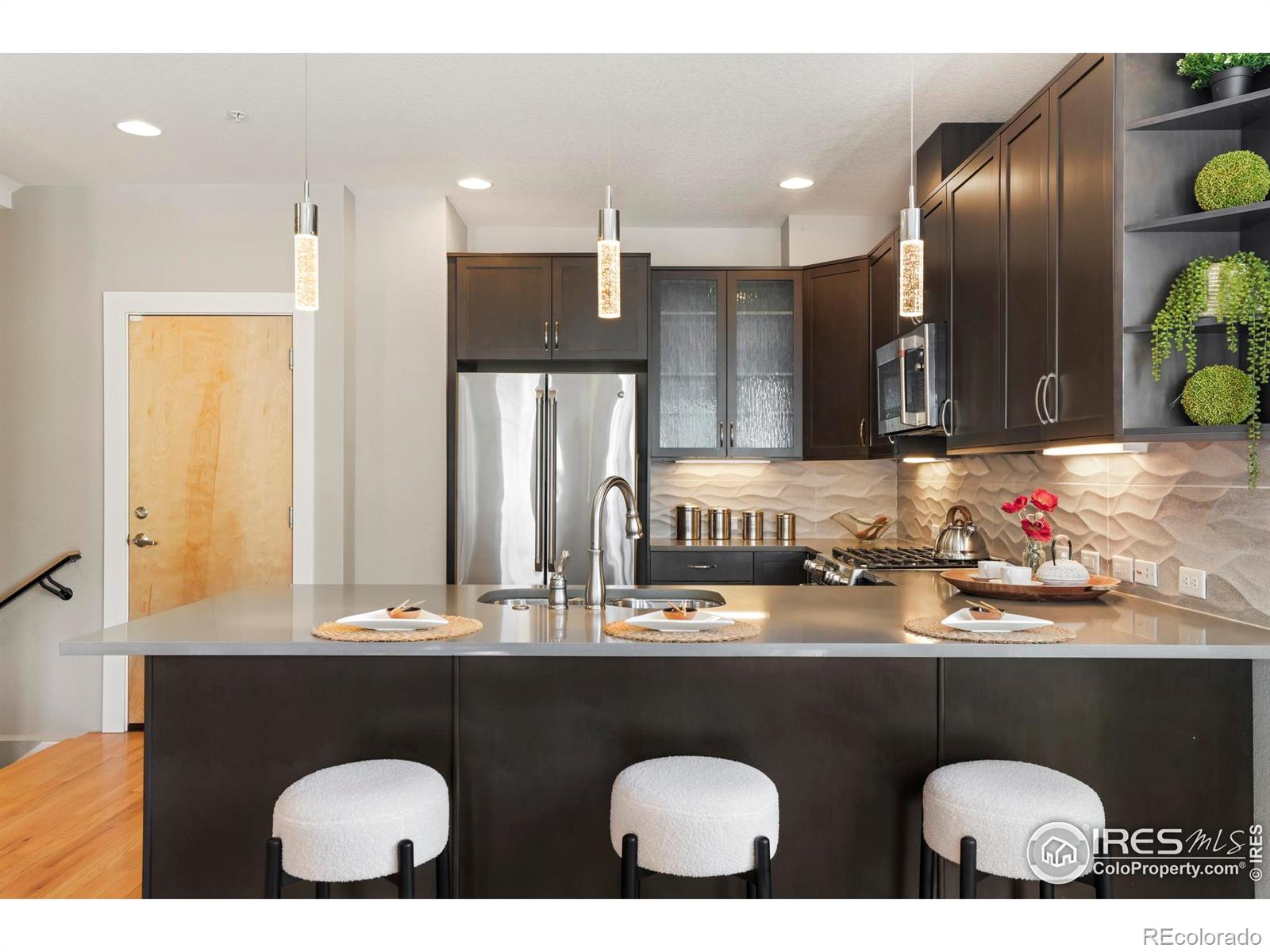 5318 5th Street Unit: F