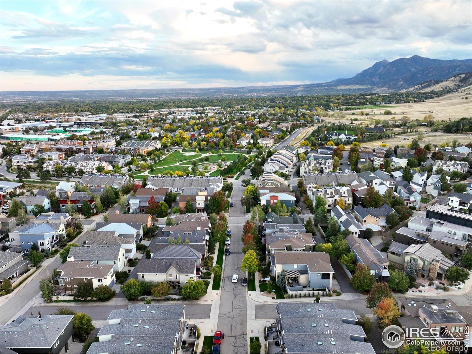 5318 5th Street Unit: F