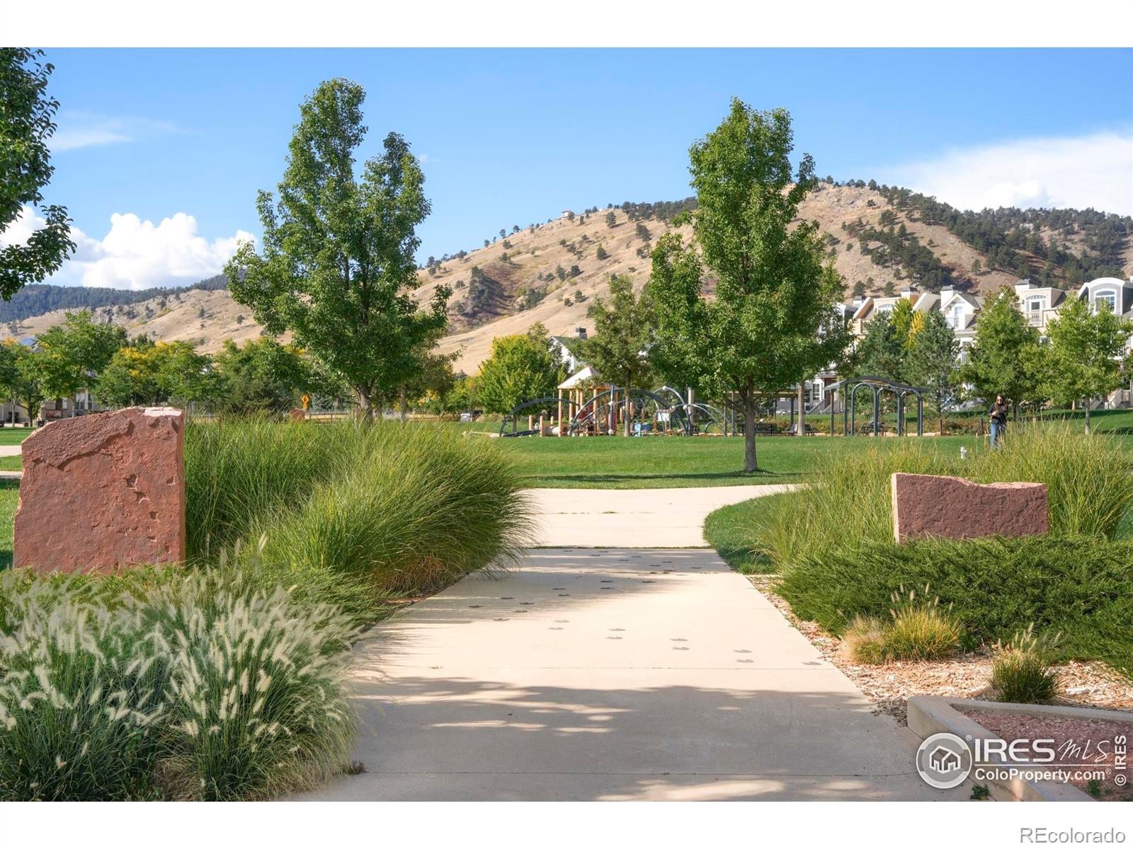 5318 5th Street Unit: F