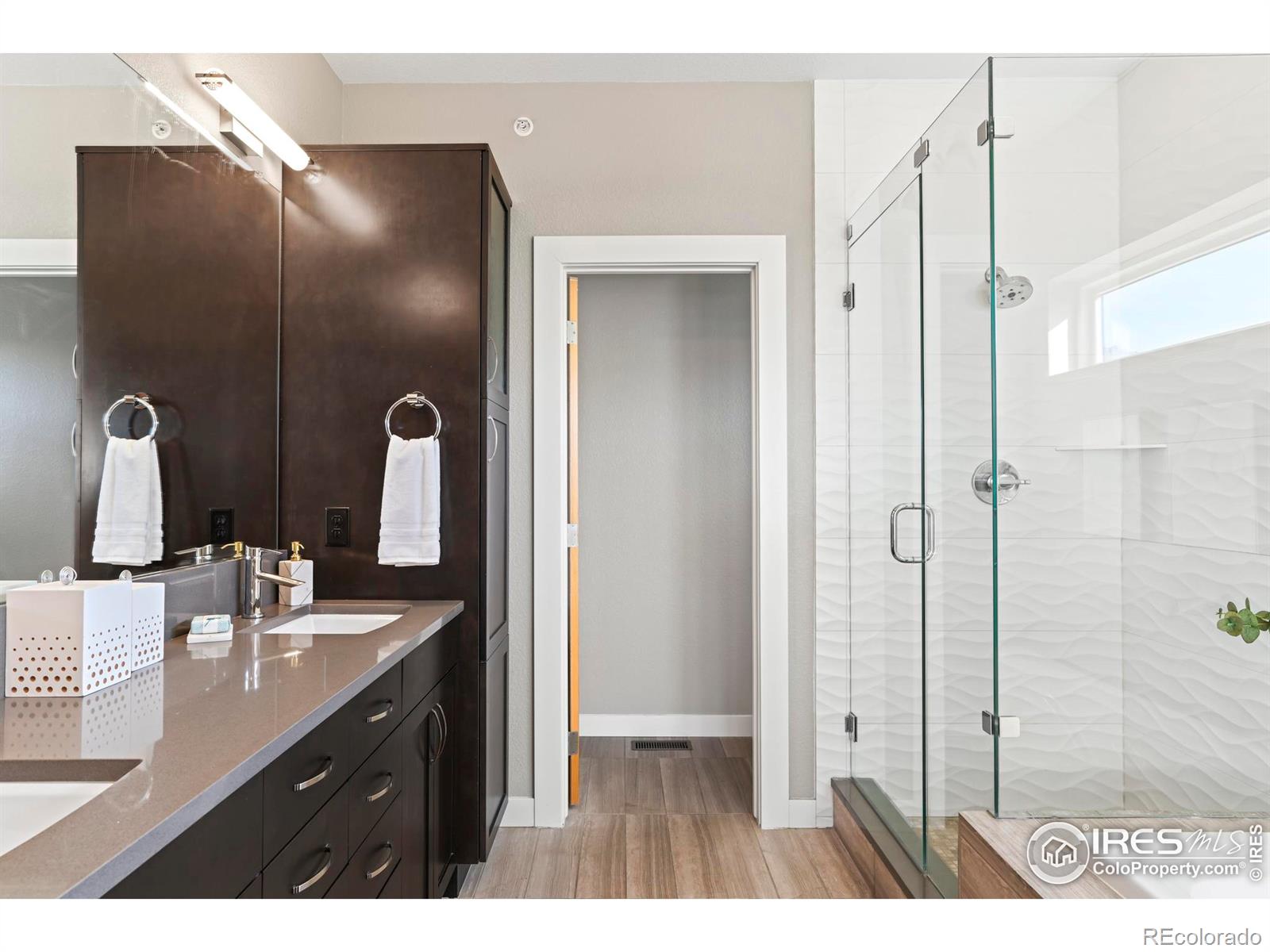 5318 5th Street Unit: F