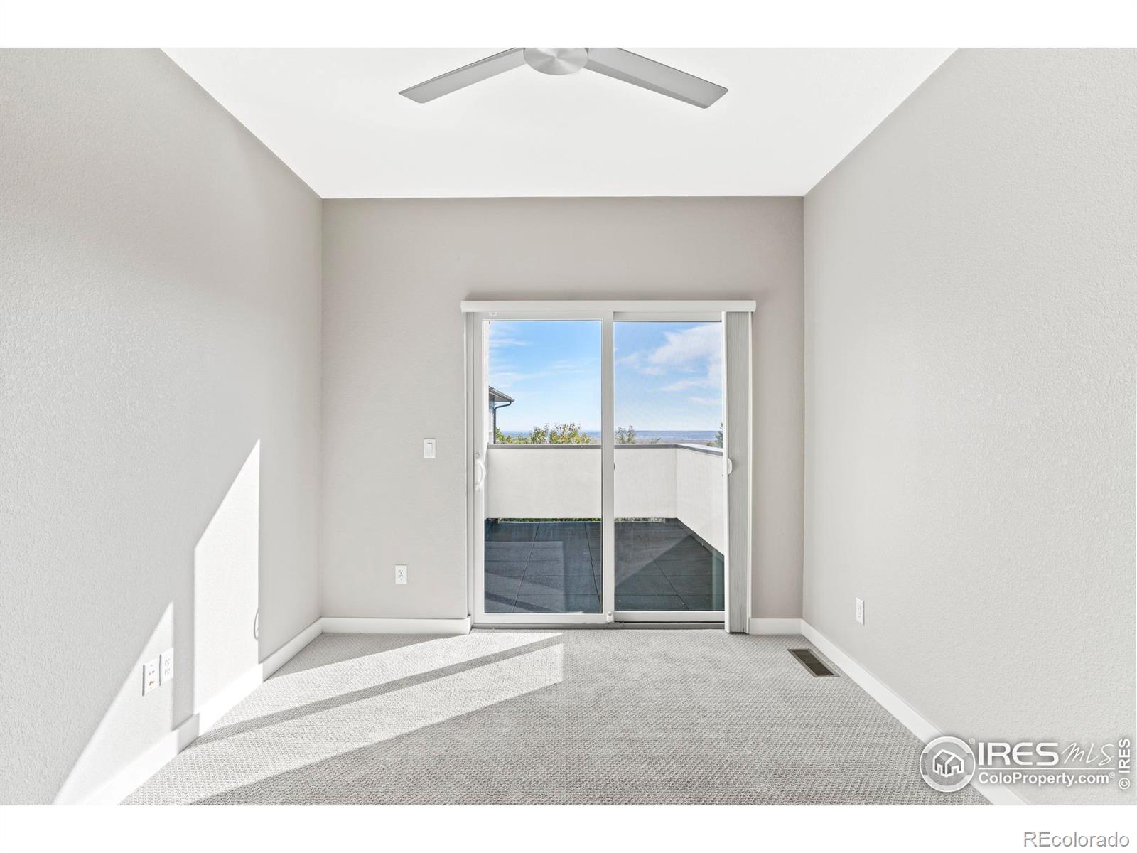 5318 5th Street Unit: F