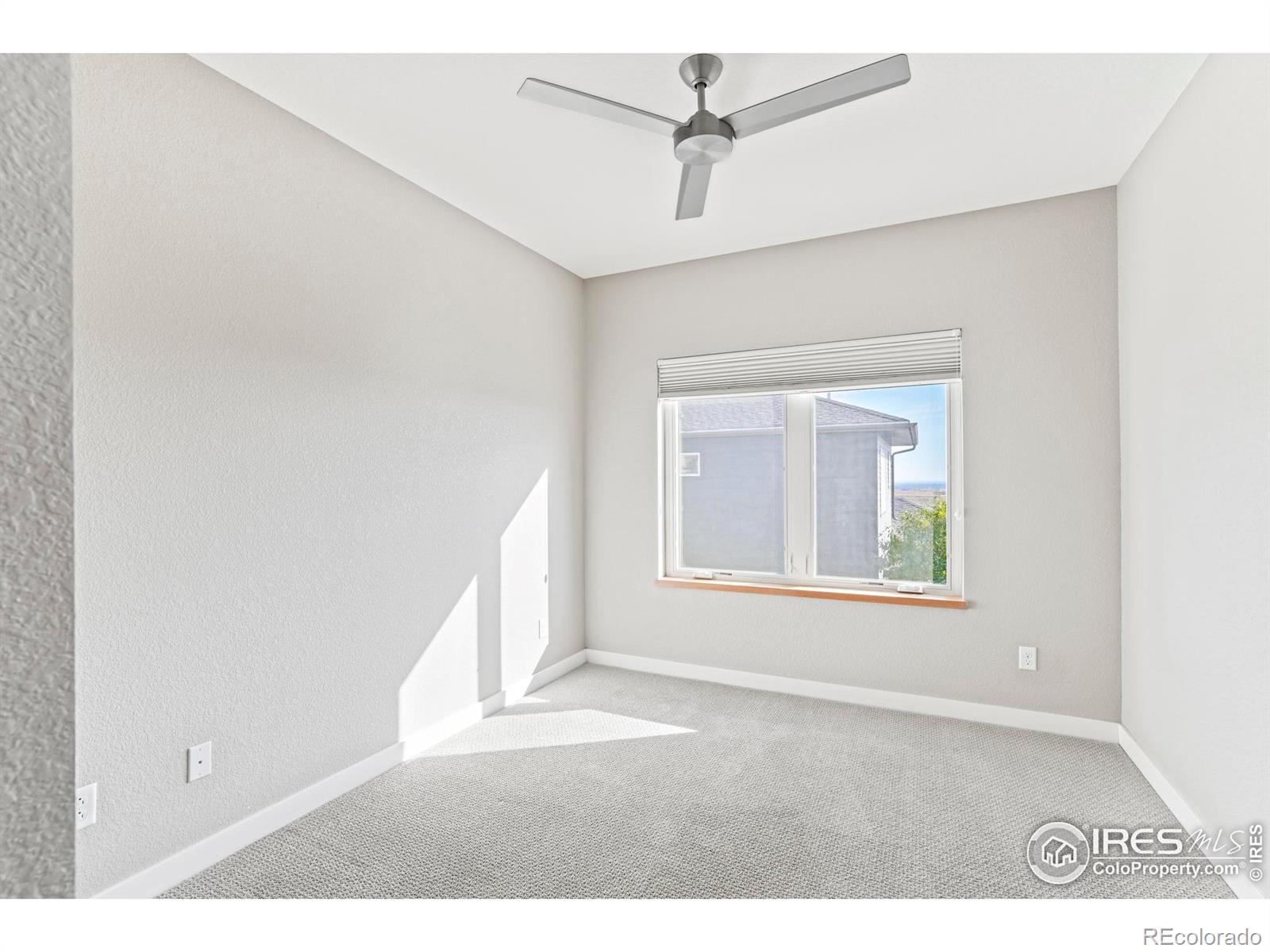 5318 5th Street Unit: F