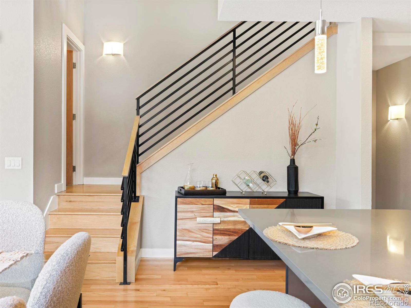 5318 5th Street Unit: F