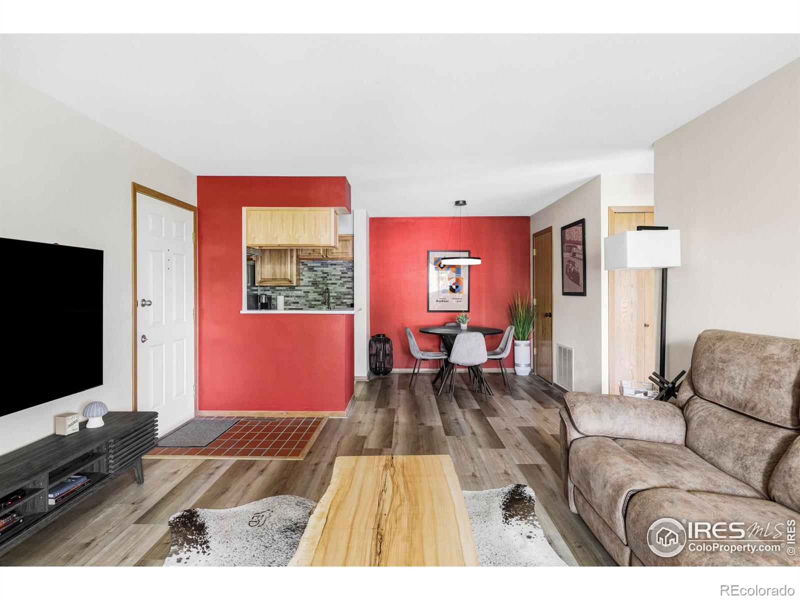 4660 White Rock Circle Unit: 5