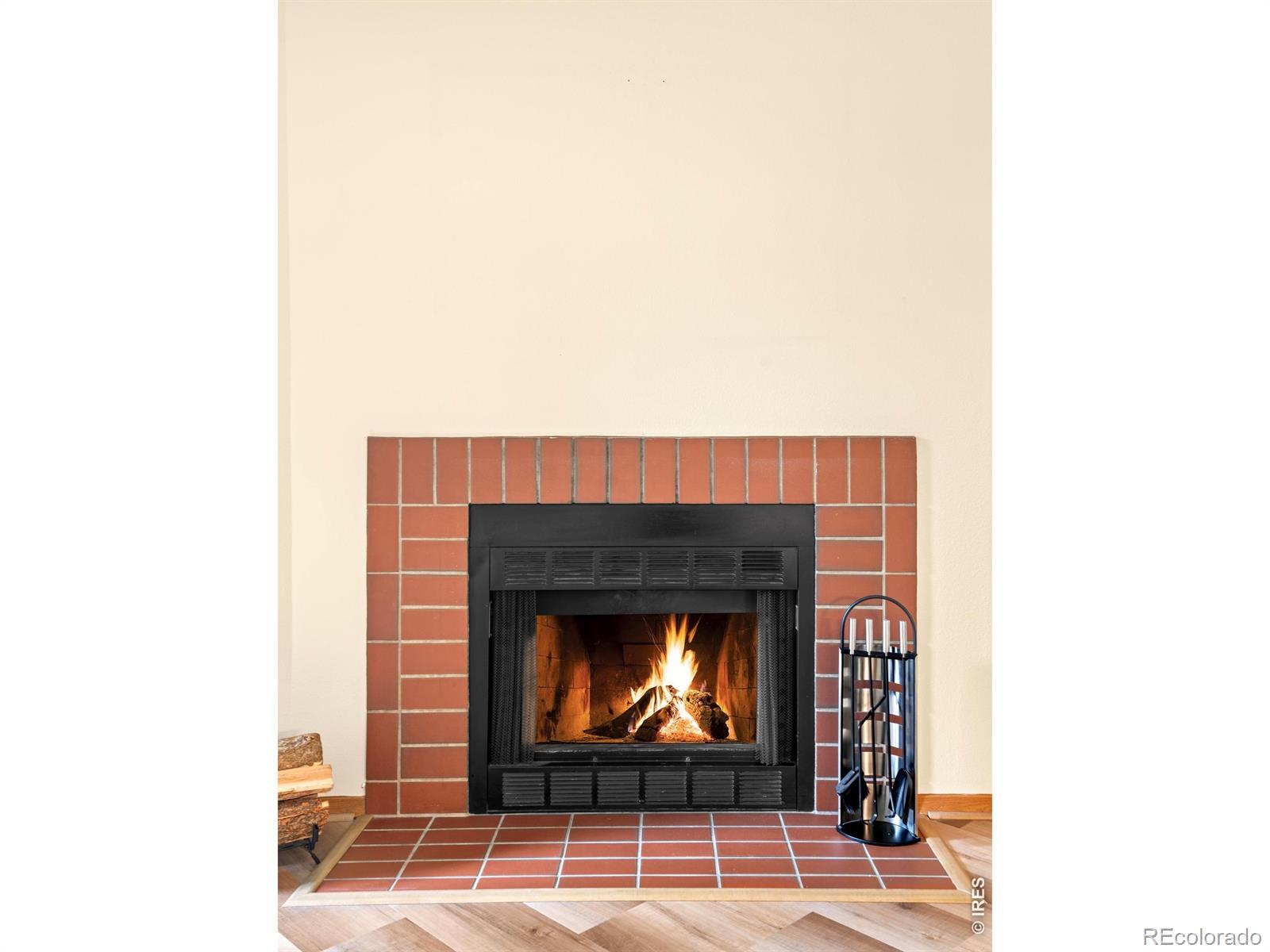 4660 White Rock Circle Unit: 5