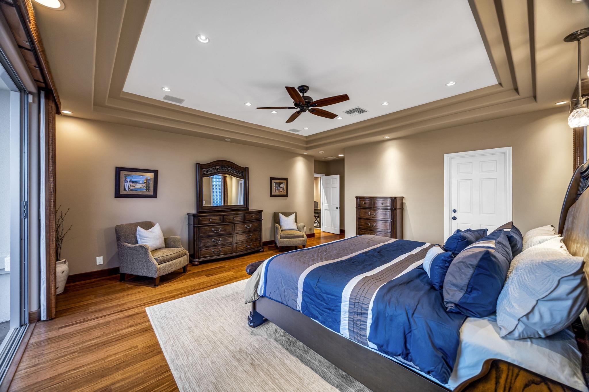 406 Monarch Pl