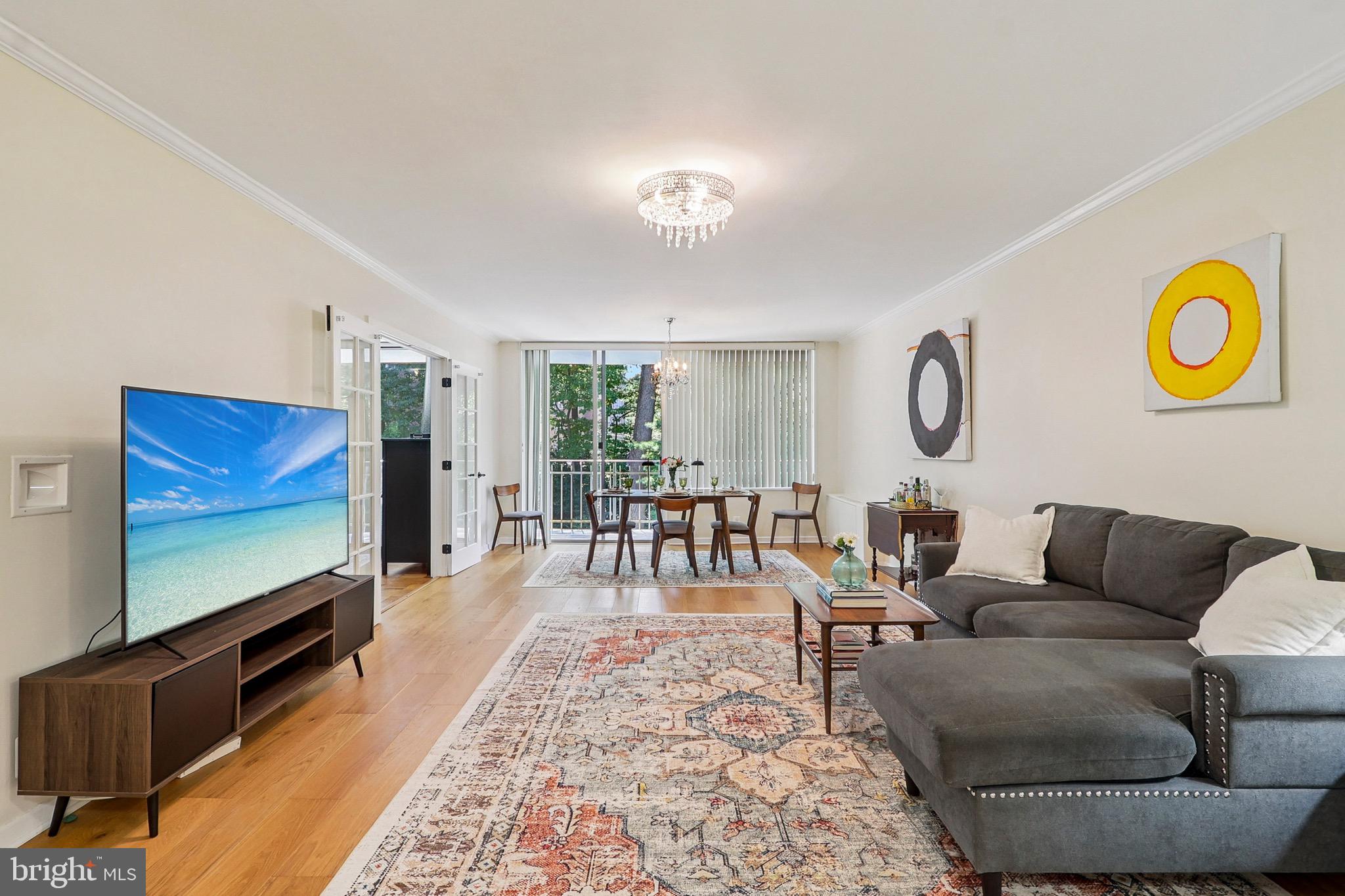 4100 Cathedral Ave NW #818