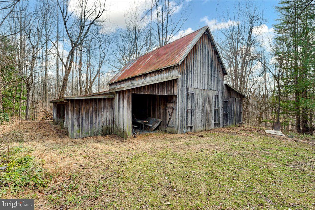 220 Leitch Road
