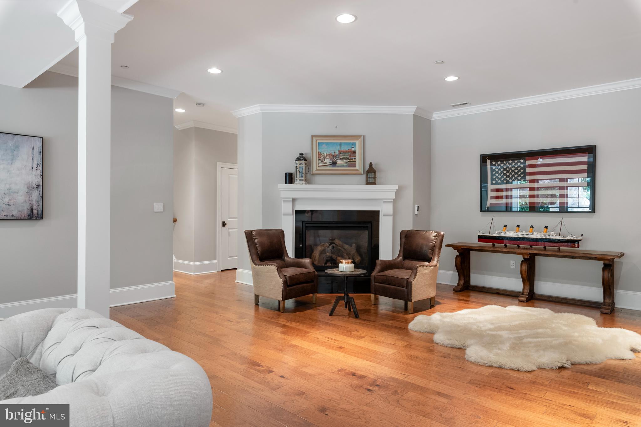 204 Wardour Dr