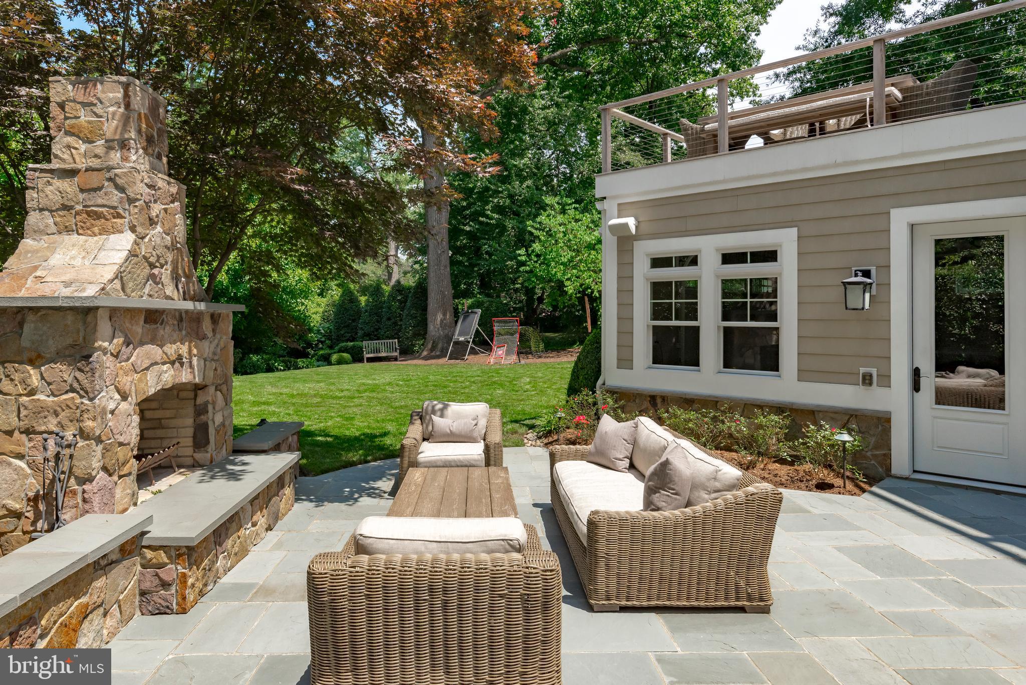204 Wardour Dr