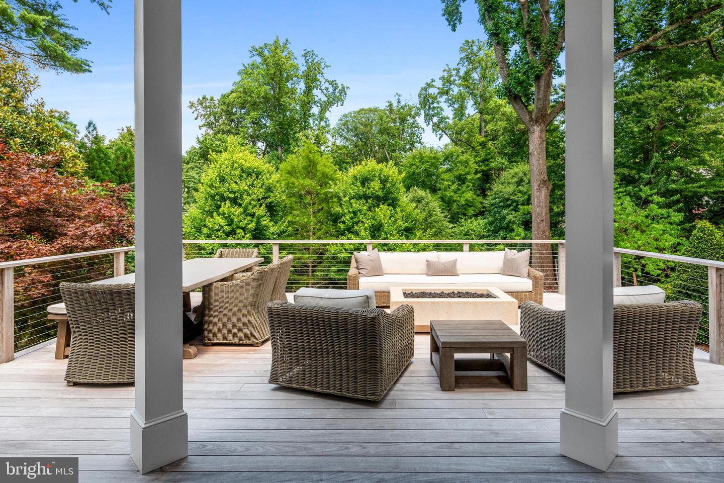 204 Wardour Dr