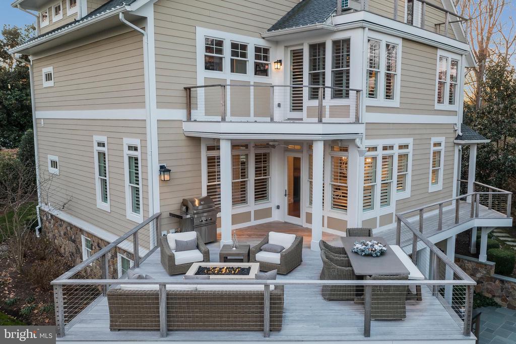 204 Wardour Dr