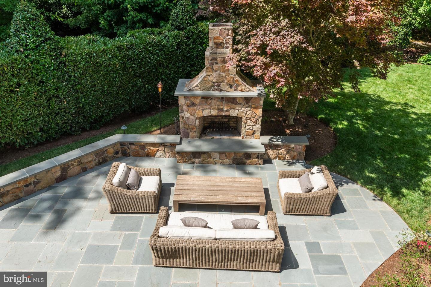 204 Wardour Dr