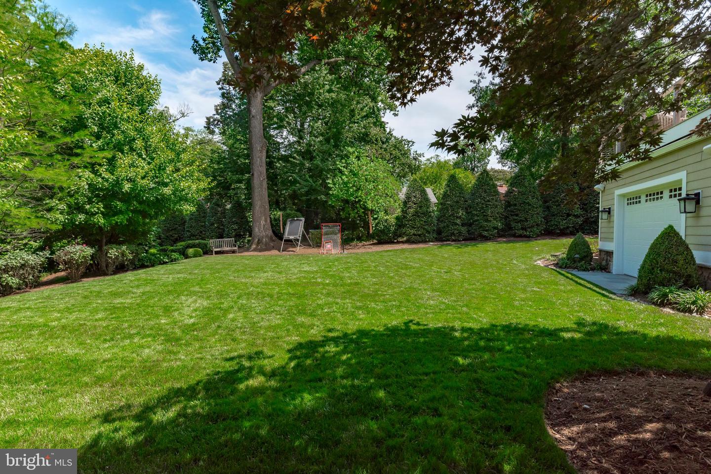 204 Wardour Dr