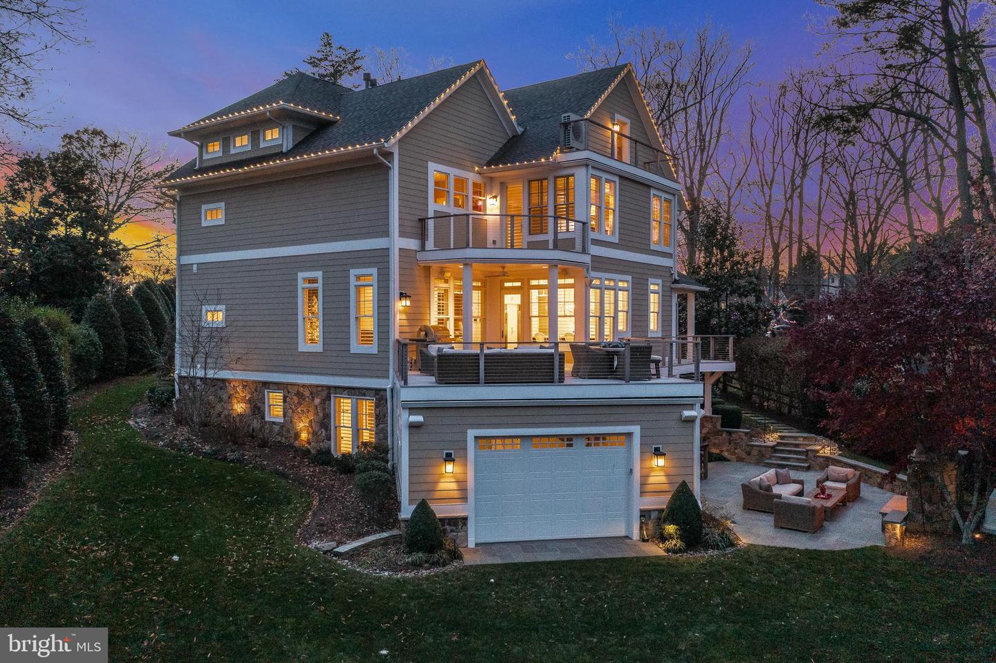 204 Wardour Dr