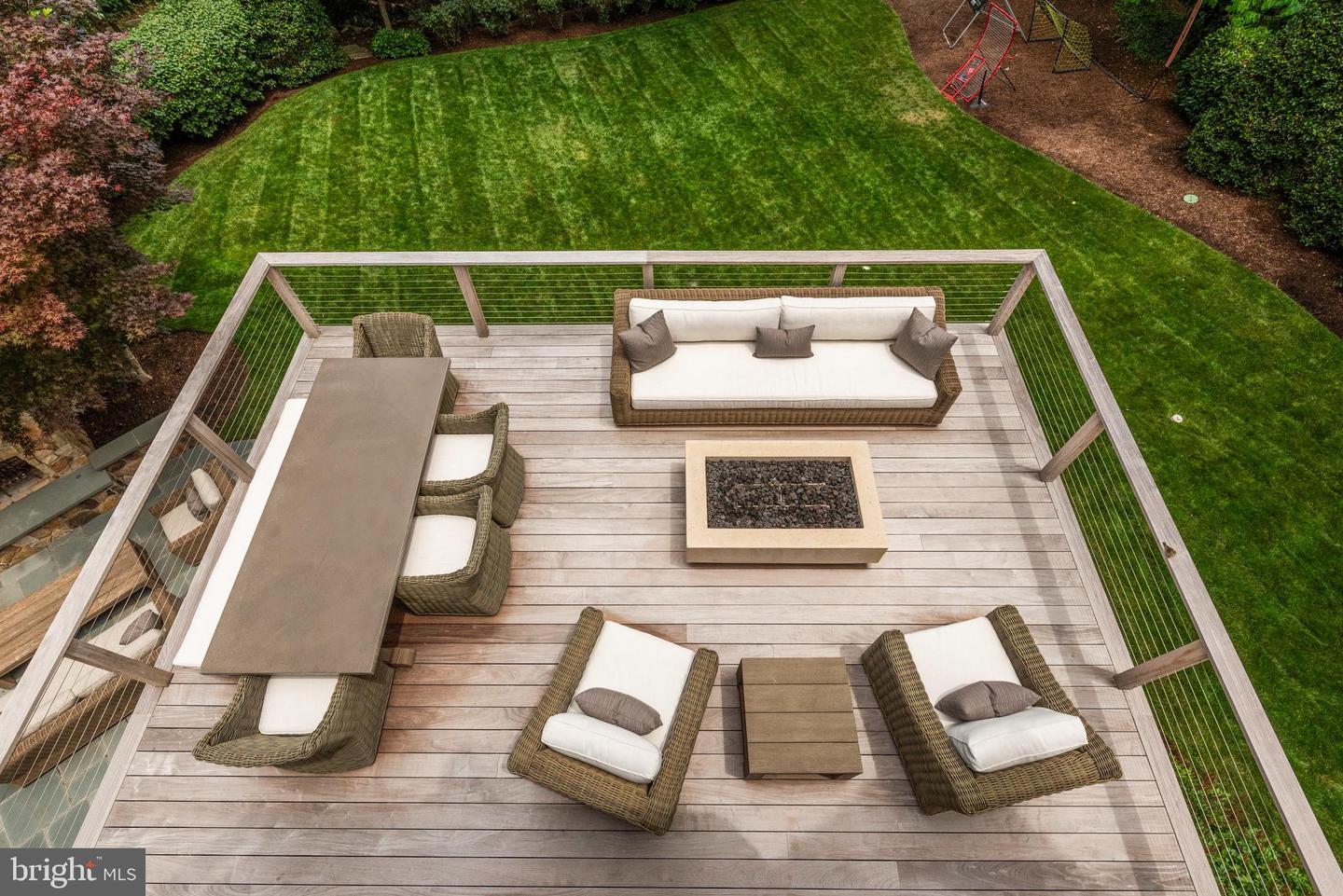 204 Wardour Dr