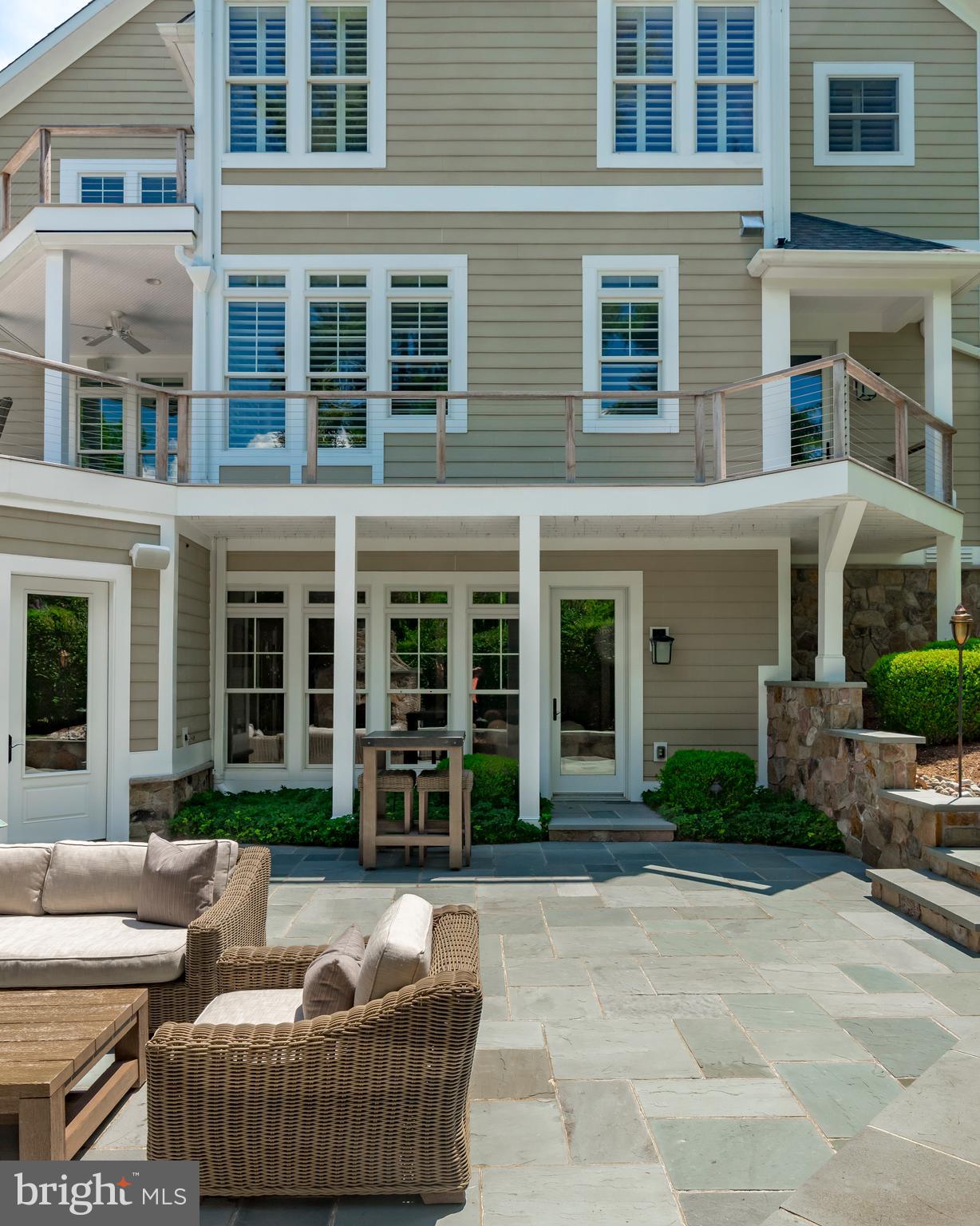 204 Wardour Dr