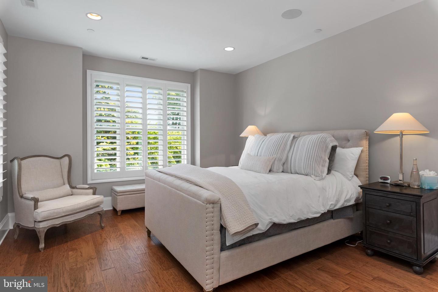 204 Wardour Dr