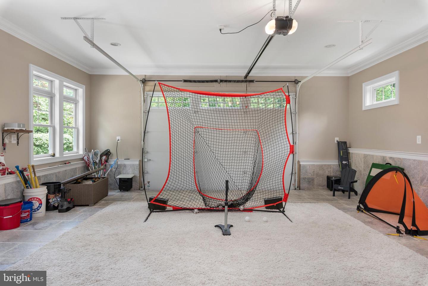204 Wardour Dr