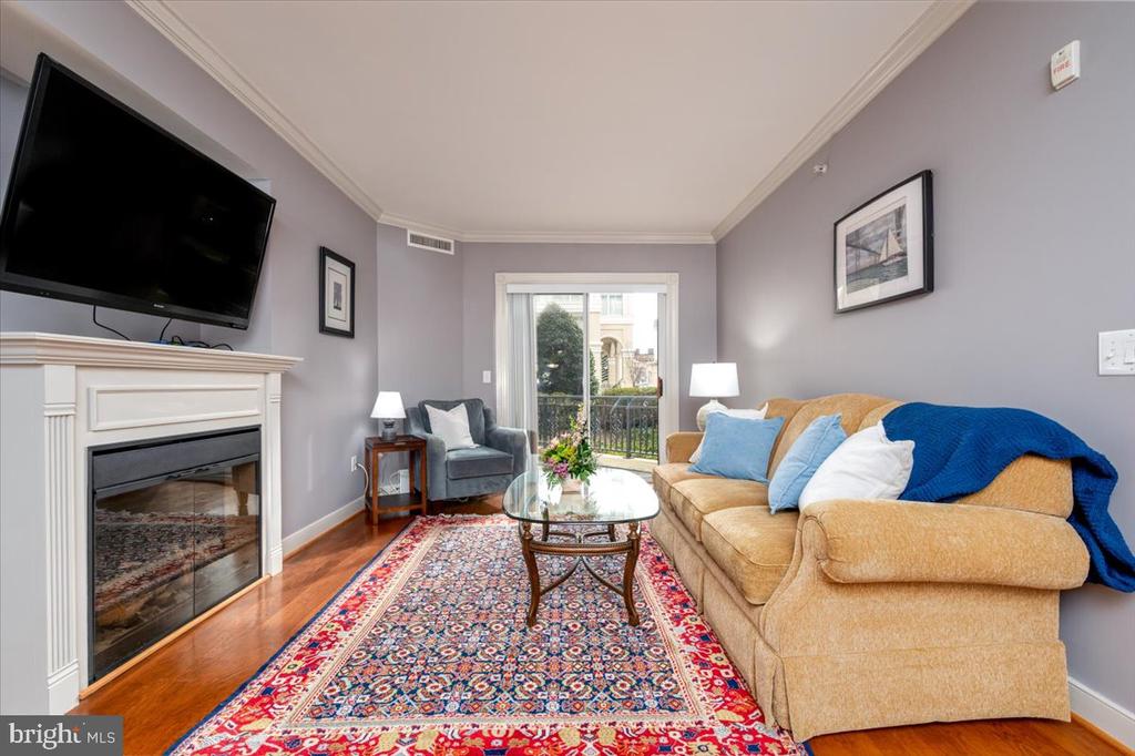 5 PARK PLACE 102