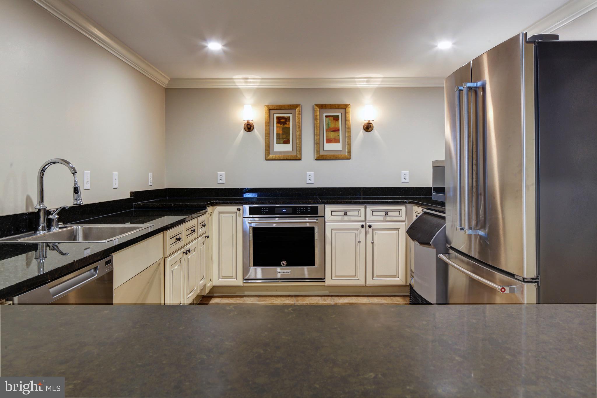 5 PARK PLACE 102
