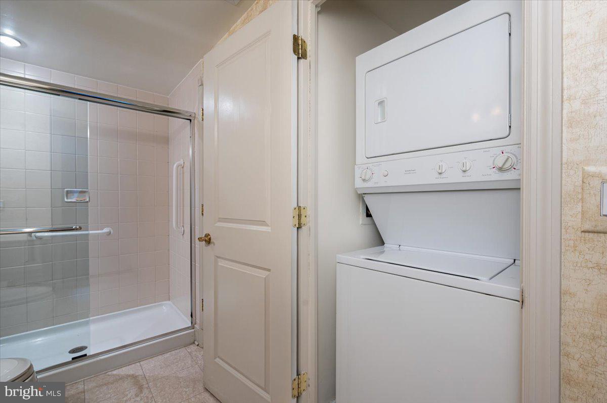5 PARK PLACE 102