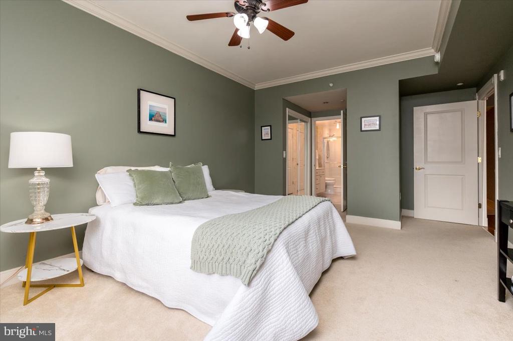 5 PARK PLACE 102