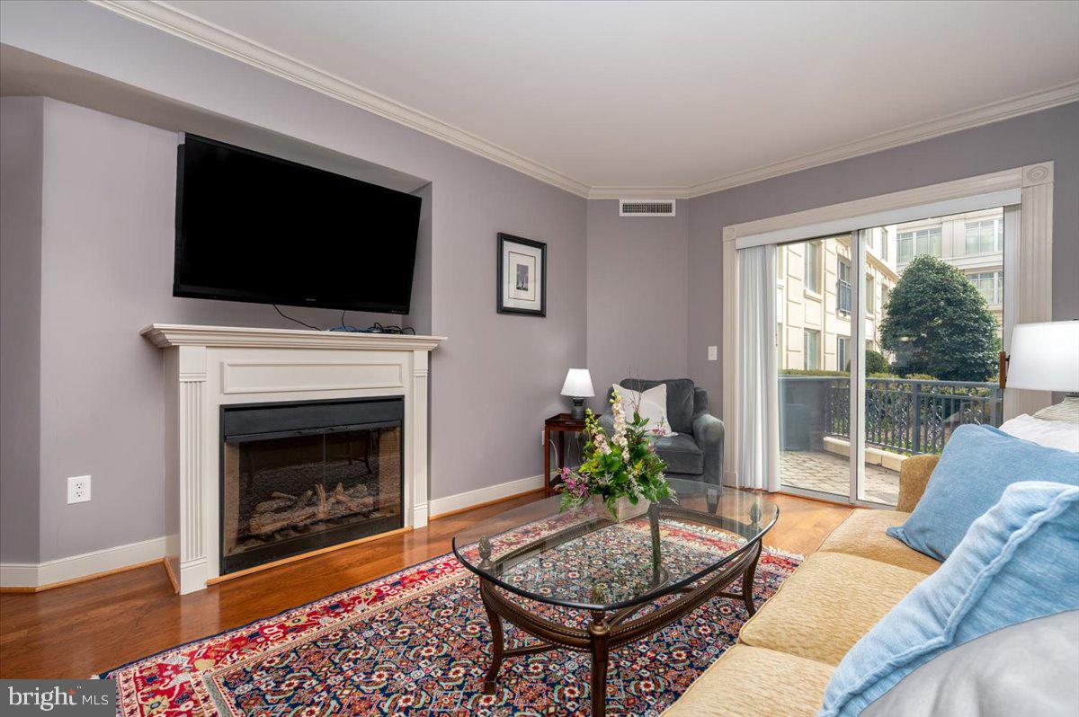 5 PARK PLACE 102