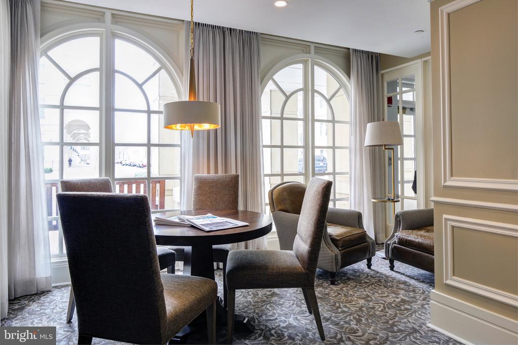5 PARK PLACE 102