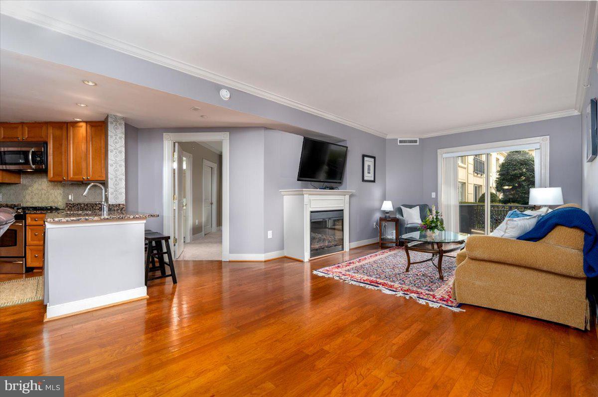 5 PARK PLACE 102