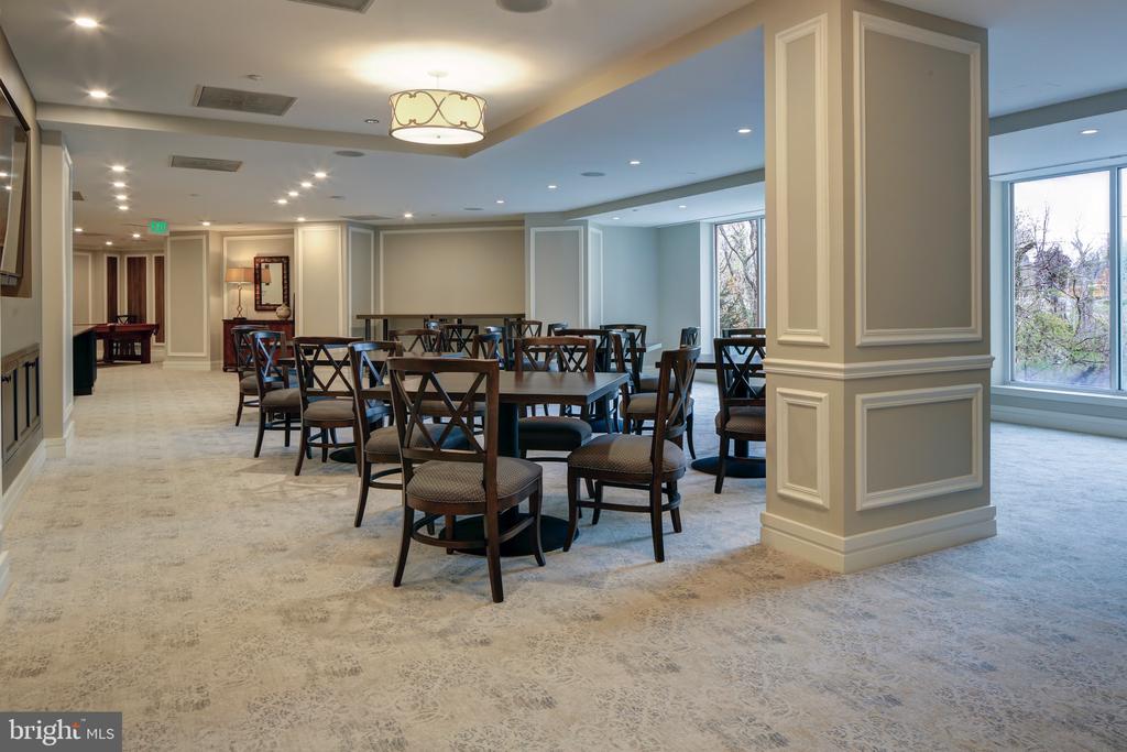 5 PARK PLACE 102