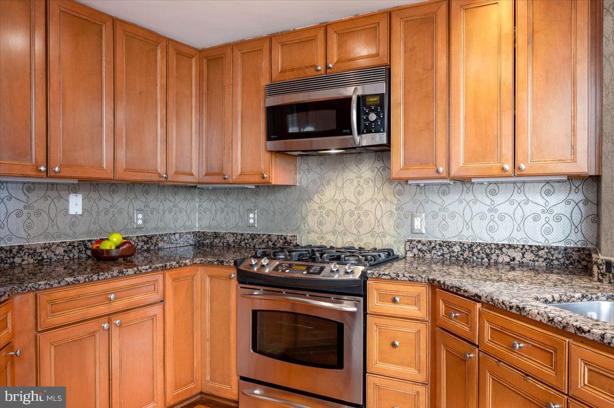 5 PARK PLACE 102