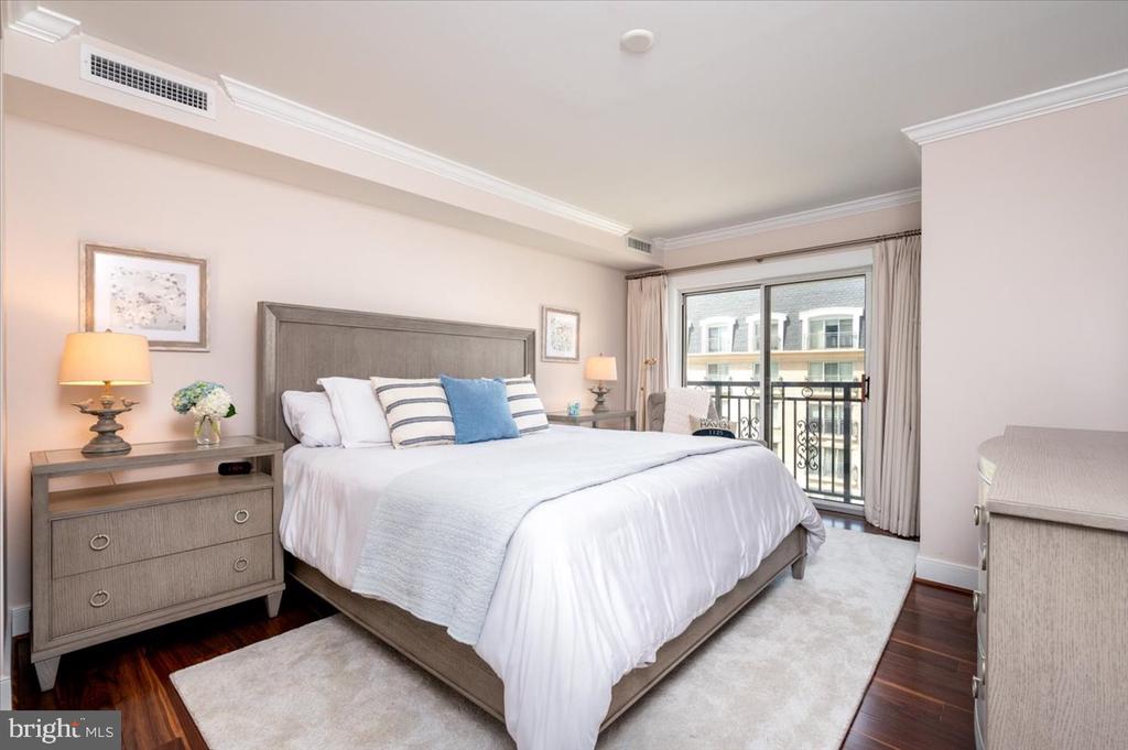 5 PARK PLACE Unit: 603
