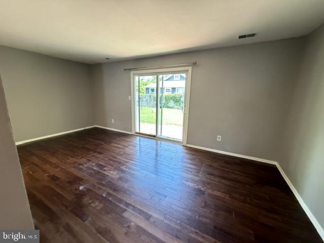 1709 RIVERDALE DRIVE