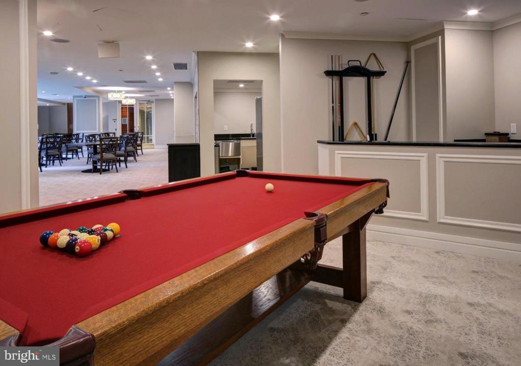 5 PARK PLACE Unit: 127