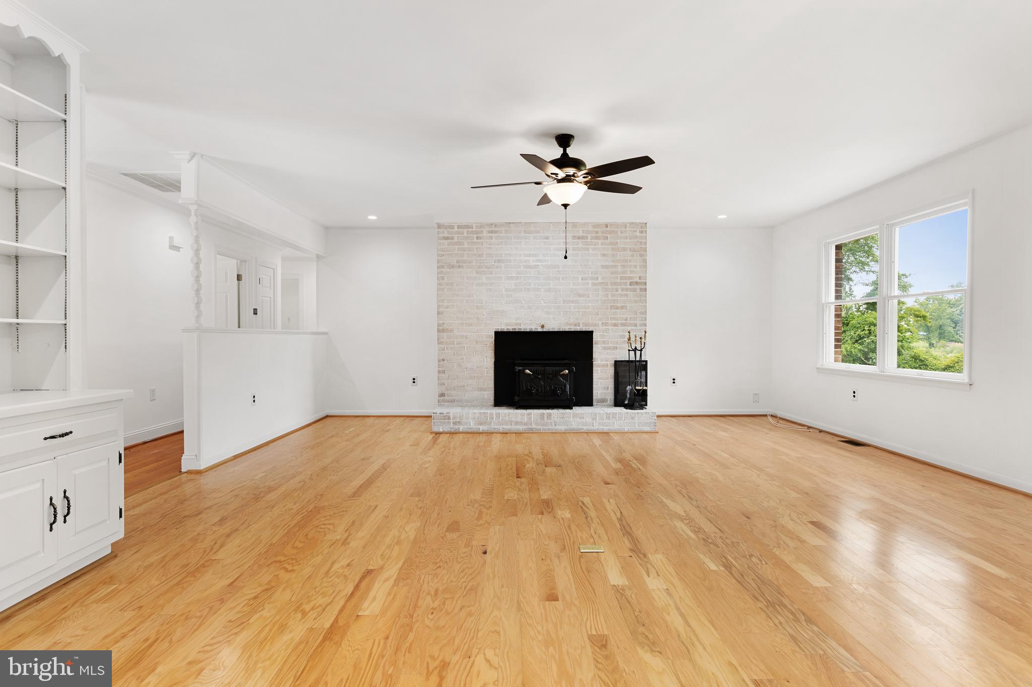 5551 Wells Cove DRIVE