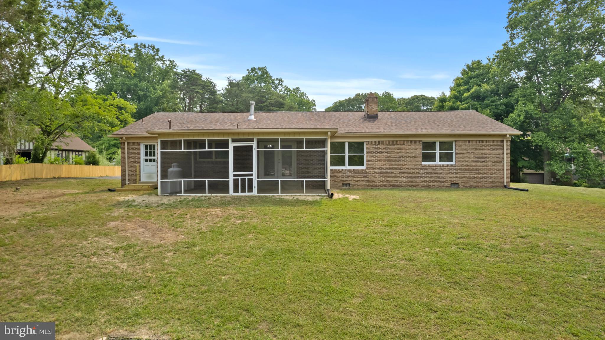 5551 Wells Cove DRIVE