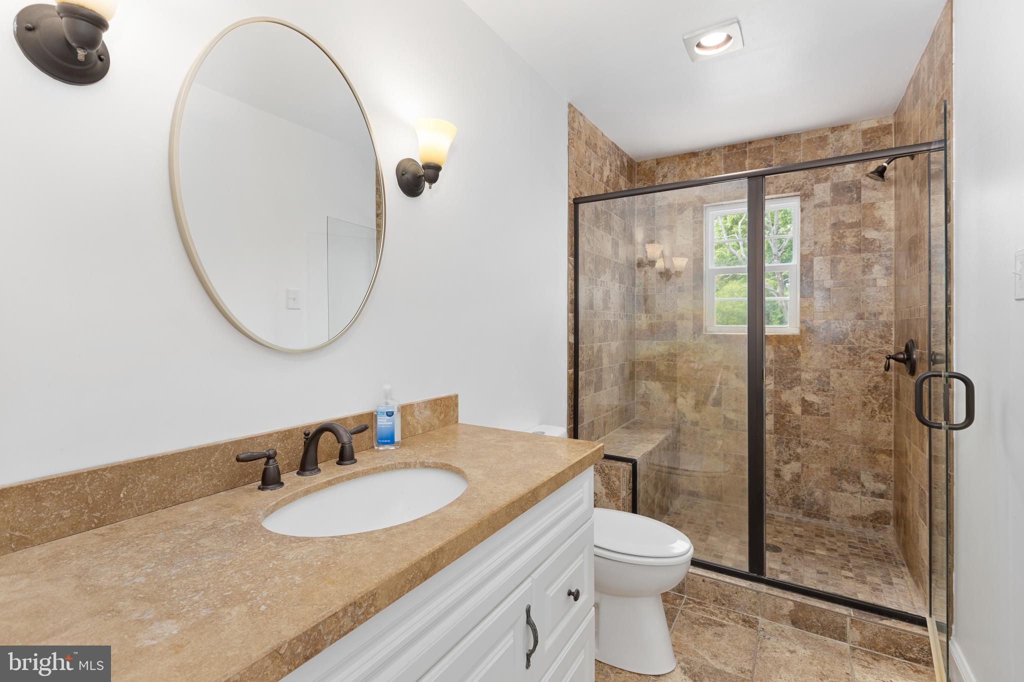 5551 Wells Cove DRIVE