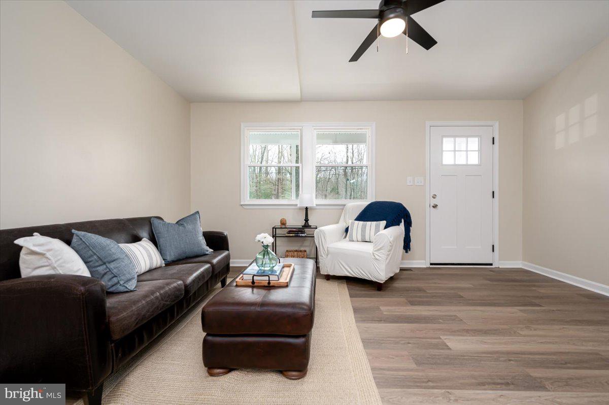 11528 Wolf Howl Ln