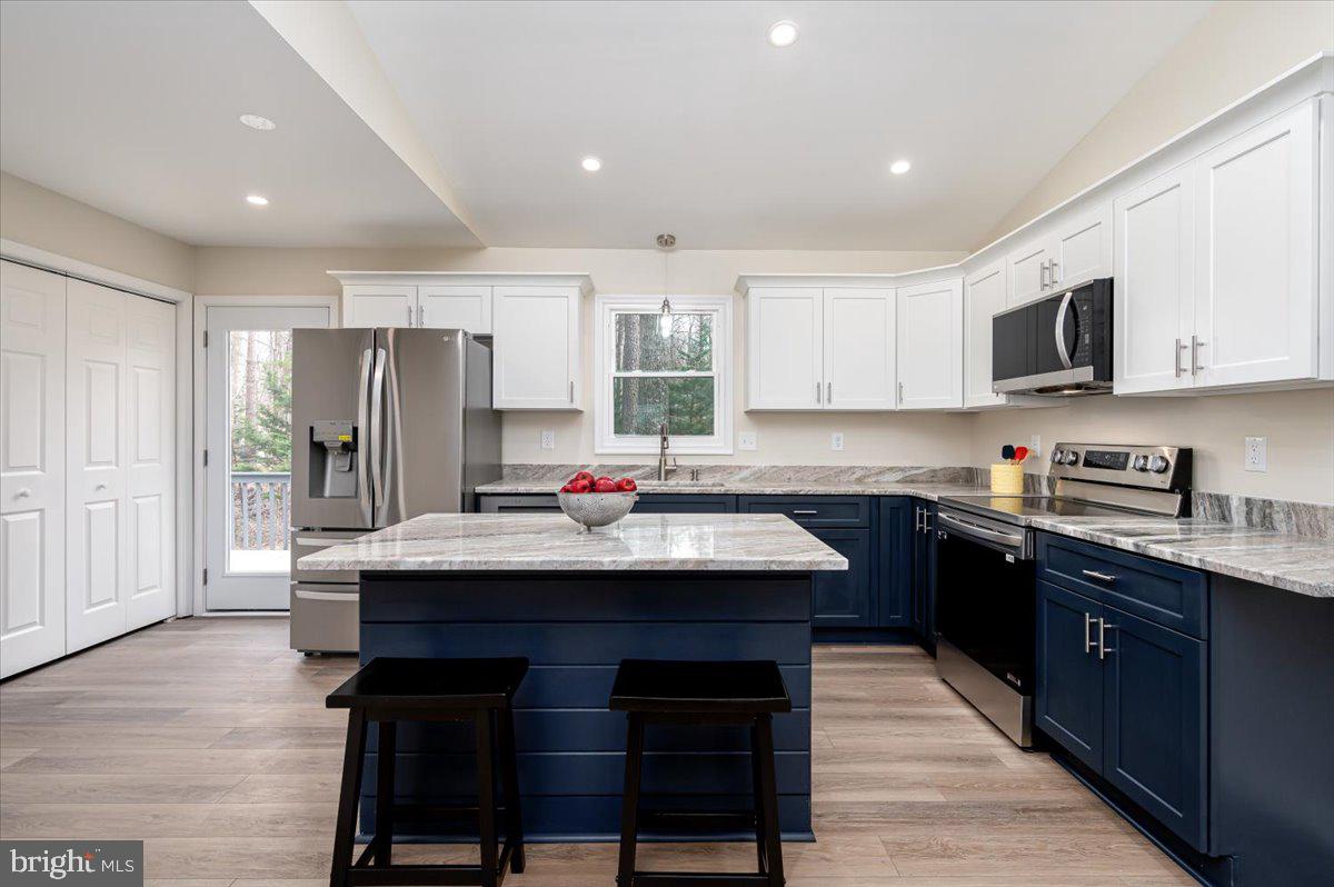 11528 Wolf Howl Ln