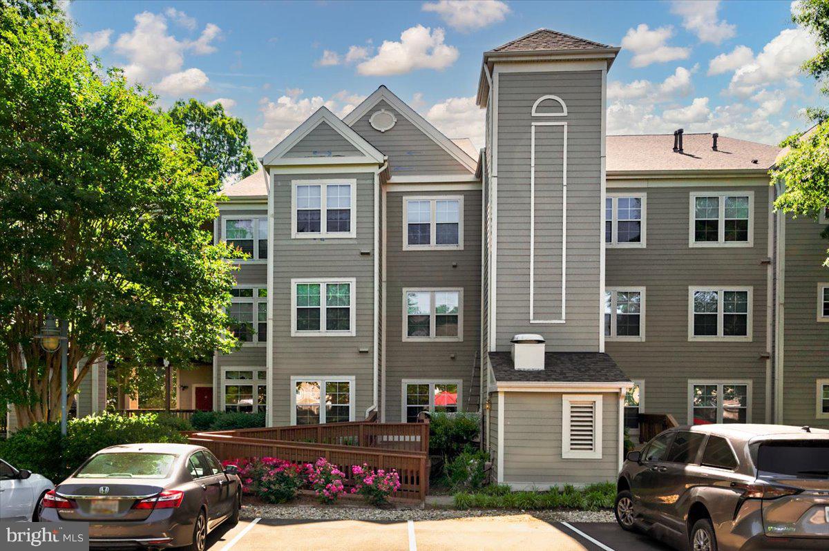 921 Spinnaker Way #921