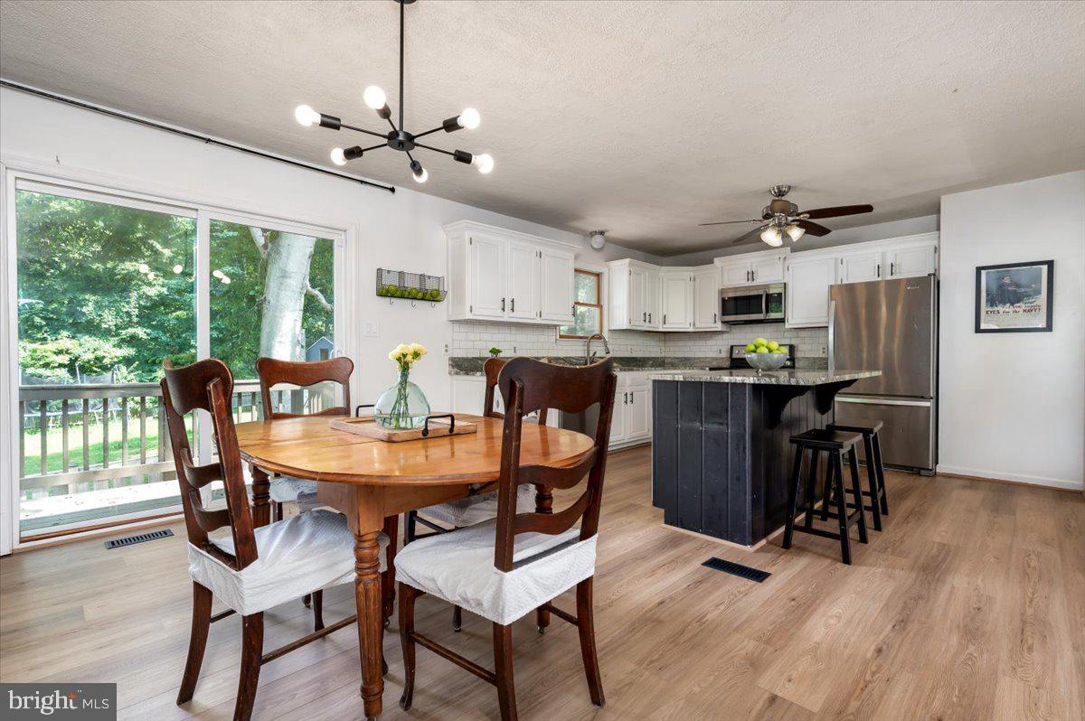 15500 Running Fox Cir