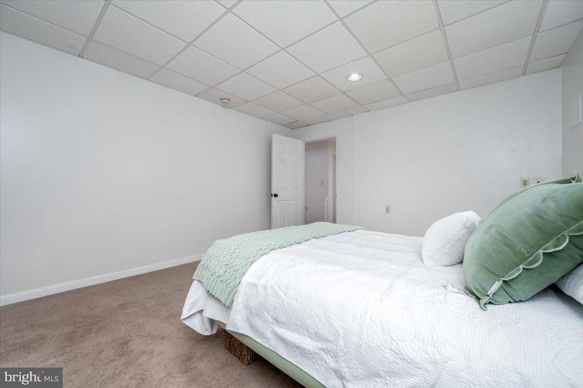 15500 Running Fox Cir