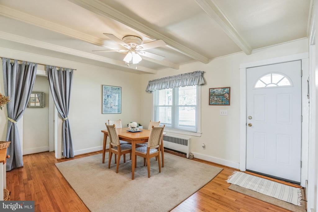 111 Chesapeake Ave
