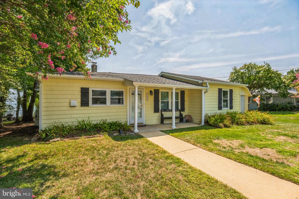 111 Chesapeake Ave