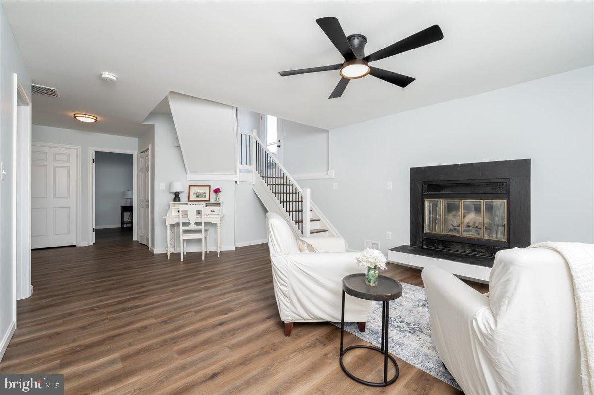 4011 Carousel Way