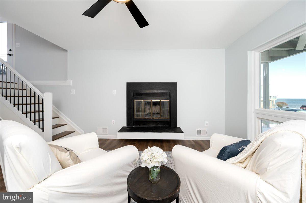 4011 Carousel Way