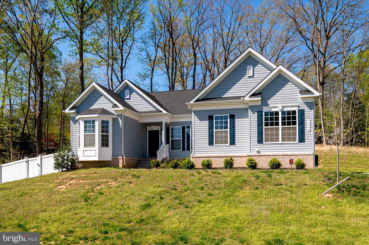 1962 Foxwood Ln