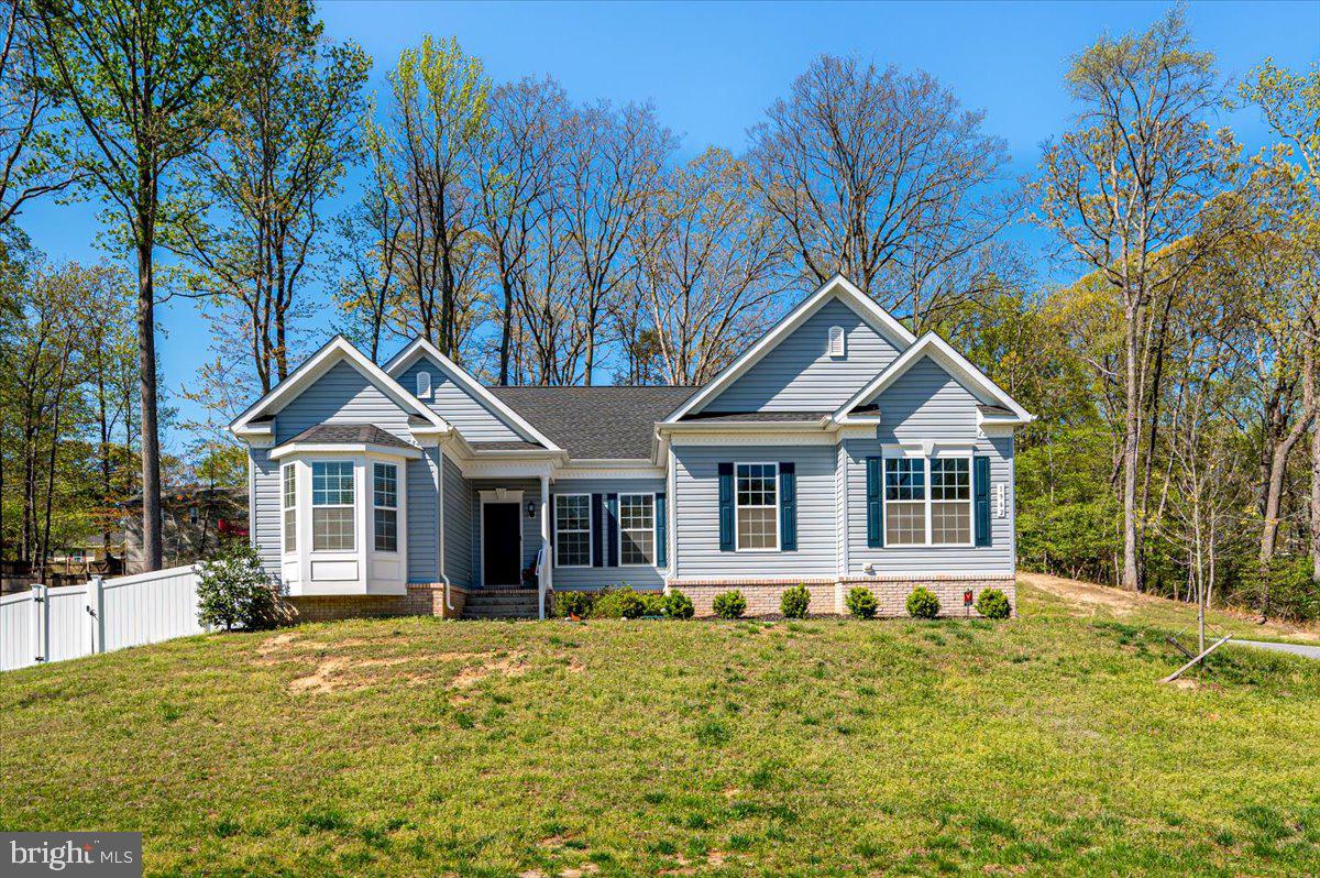 1962 Foxwood Ln