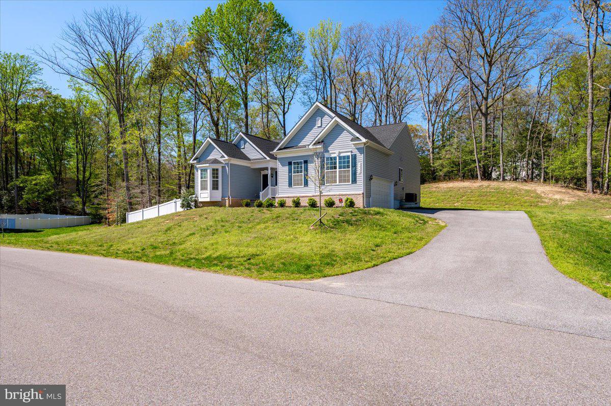 1962 Foxwood Ln